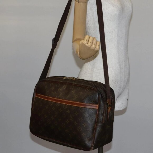 LOUIS VUITTON Monogram Reporter GM Shoulder Bag M45252 LV Auth 140930 - Picture 3 of 16